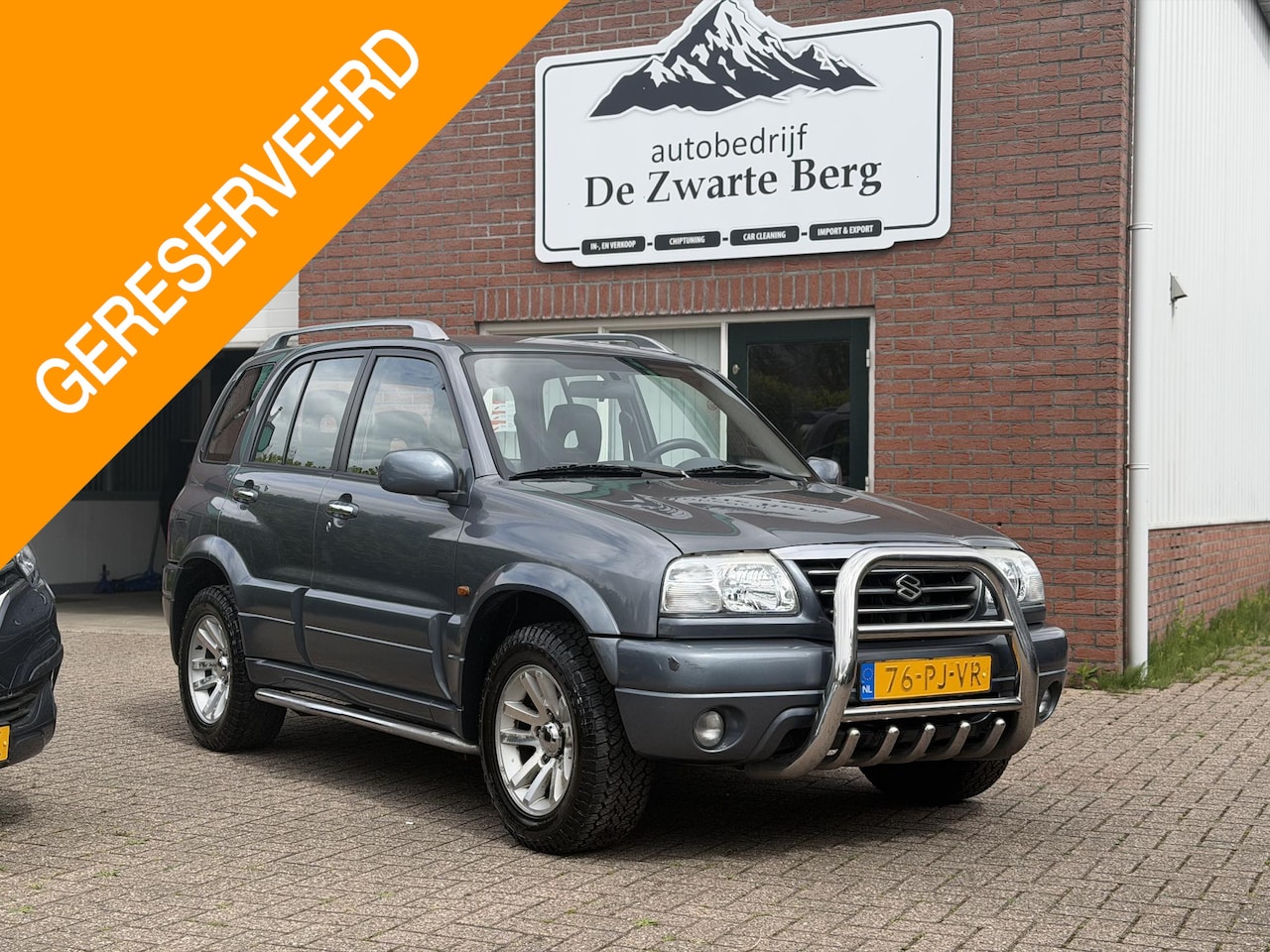 Suzuki Grand Vitara - 2.5 V6 FreeStyle-3 2.5 V6 FreeStyle-3 - AutoWereld.nl