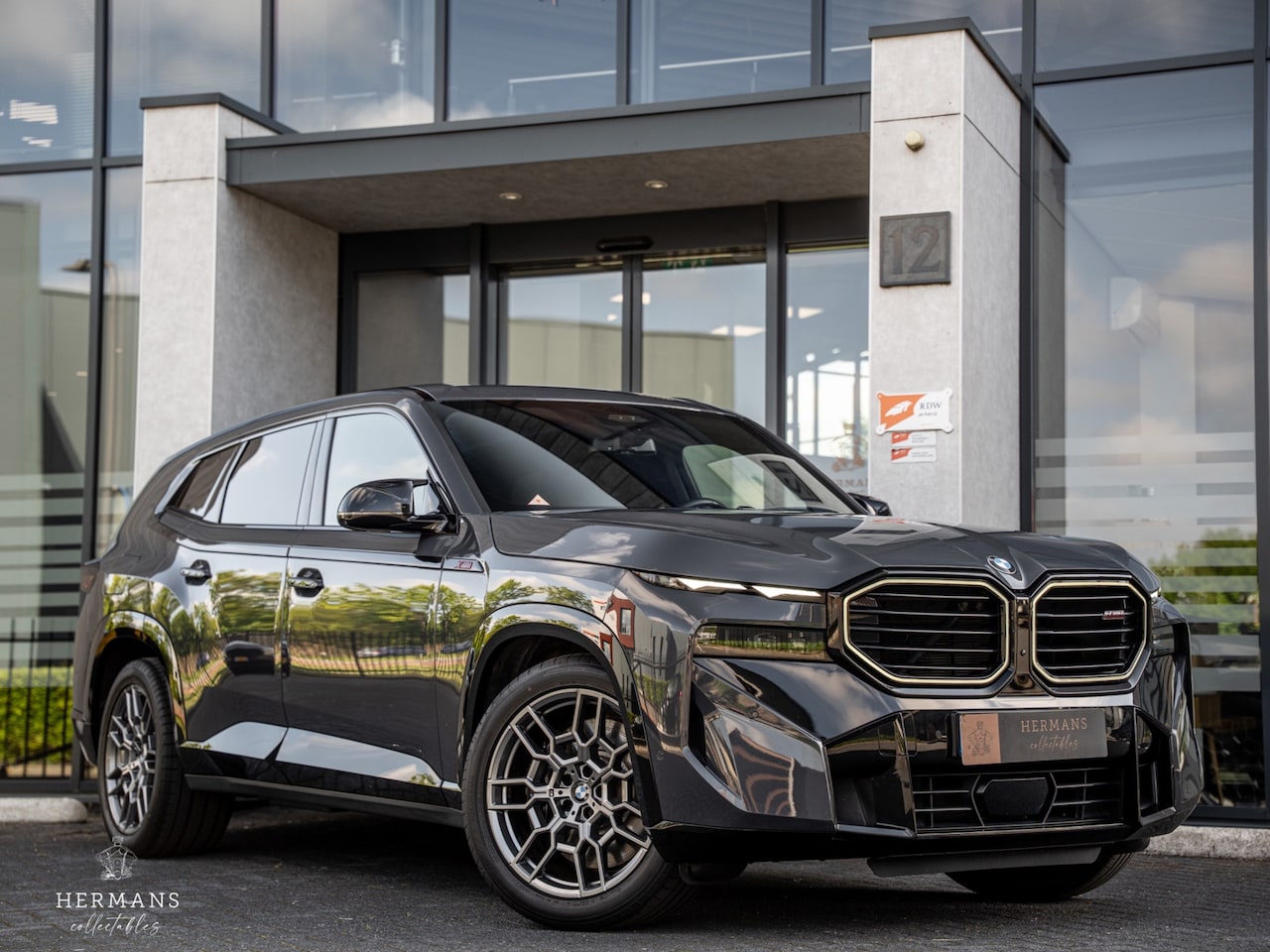 BMW XM - PHEV Label Red 30 kWh / Warranty / Individual / Bowers & Wilkins / Professional / Tow-Bar - AutoWereld.nl