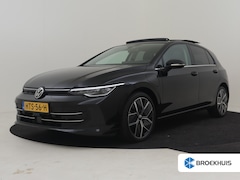 Volkswagen Golf - 1.5 eHybrid Style Edition | Glazen panortama-dak | Achteruitrijcamera | Parkeer assistent