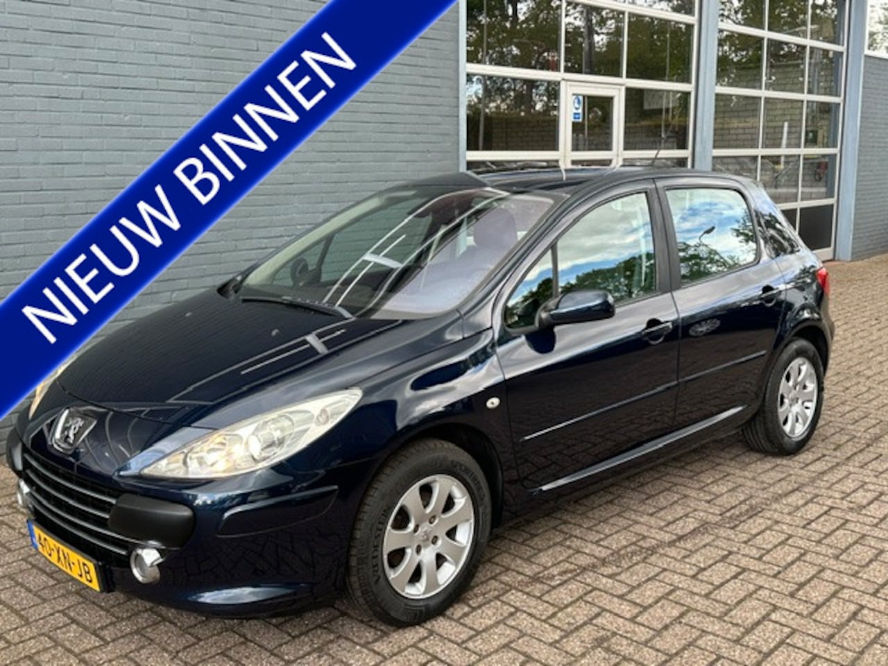 Peugeot 307 - 1.6-16V Premium / Cruisecontrole / Climate controle / Nieuwe APK - AutoWereld.nl
