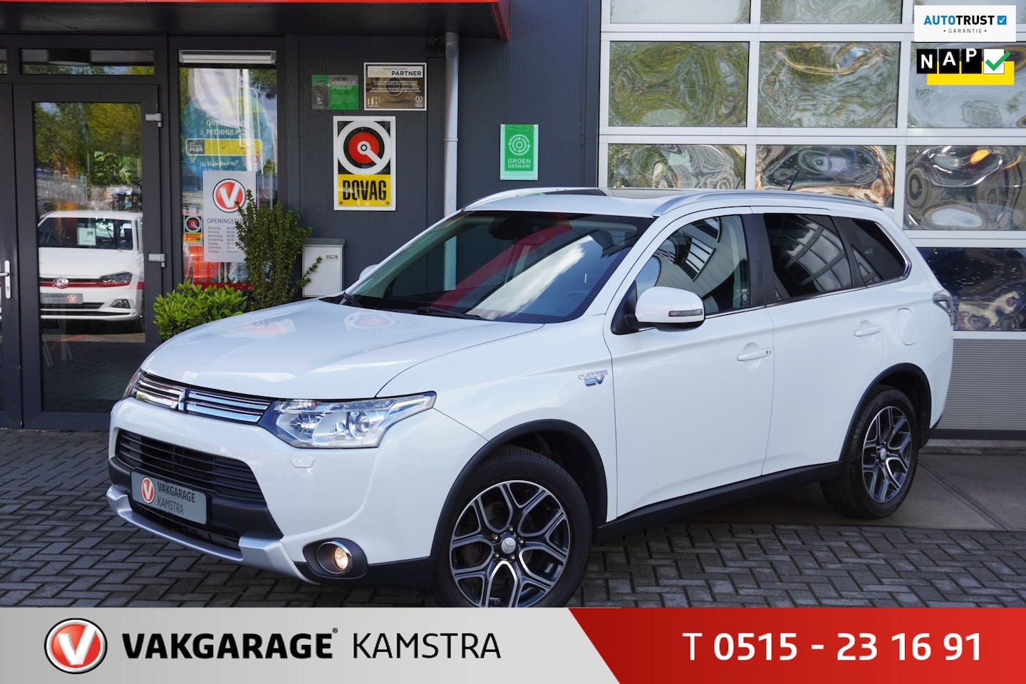 Mitsubishi Outlander - 2.0 PHEV+ Leder/Clima/Cruise/Stoelverw. - AutoWereld.nl