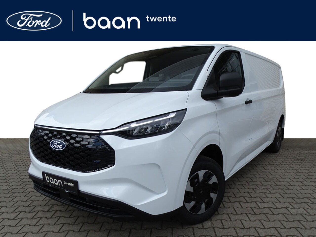 Ford E-Transit Cust. - 340 L2H1 Trend 71 kWh | Trekhaak | Navigatie | 2.300kg trekgewicht | 347km actieradius - AutoWereld.nl