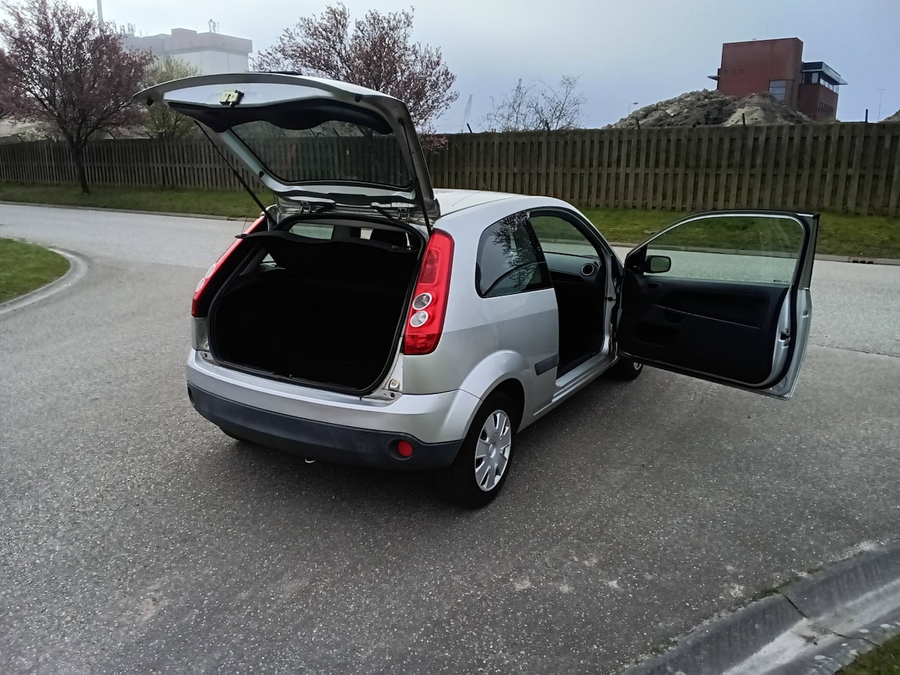 Ford Fiesta - 1.3-8V Ambiente 1.3-8V Ambiente