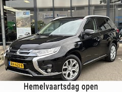 Mitsubishi Outlander - 2.0 PHEV Pure