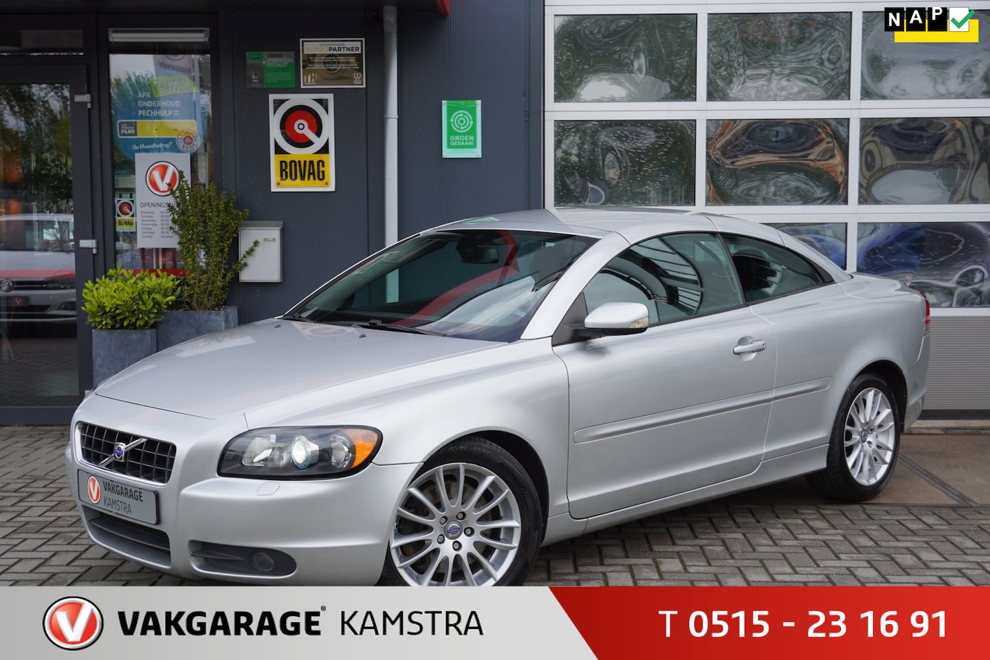 Volvo C70 Convertible - 2.4i 170PK Summum Leder/Stoelverw./PDC - AutoWereld.nl