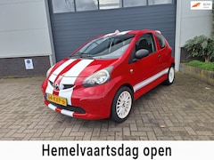 Toyota Aygo - | 1.0-12V | Sportieve look |