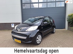 Peugeot 107 - | 1.0-12V XR | Airco |