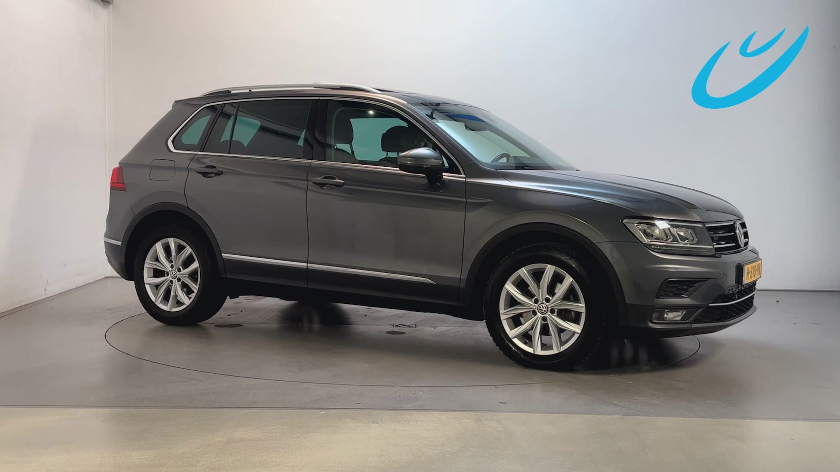 Volkswagen Tiguan - 1.5 TSI 150pk DSG ACT Highline Panoramadak Stoelverwarming Virtual Cockpit DAB+ - AutoWereld.nl