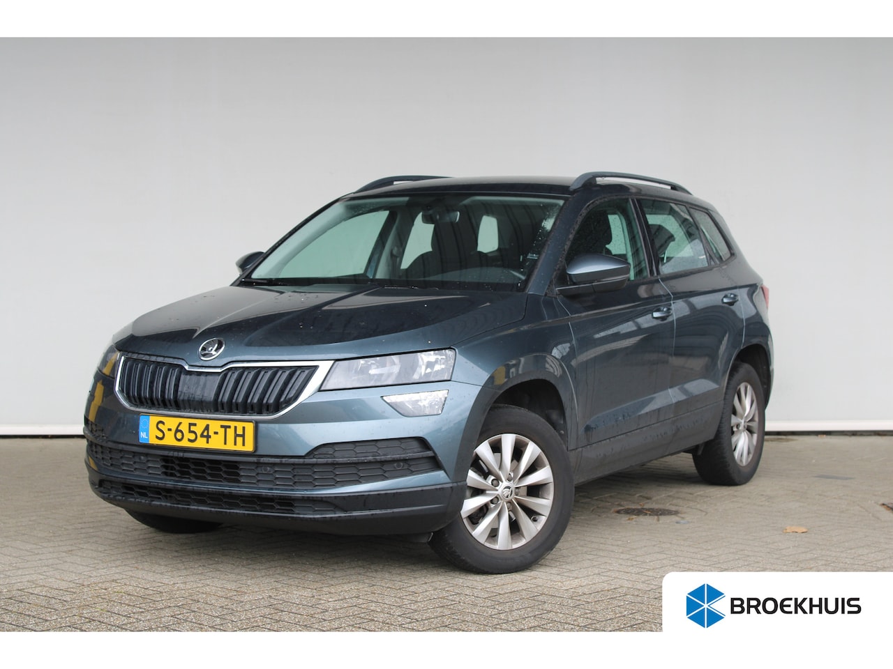 Skoda Karoq - 1.0 TSI Business Edition | Camera | Navigatie | Cruise control | Apple Carplay/ Android Au - AutoWereld.nl