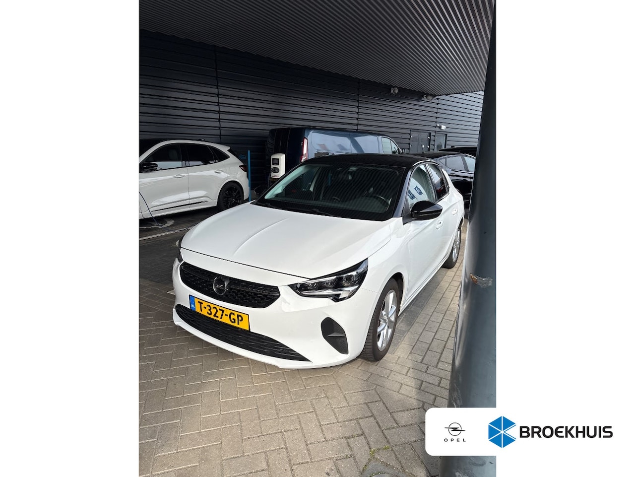 Opel Corsa - 1.2 Elegance Airco | AppleCarplay/ Android Auto | Cruise Control | DAB | LED | LMV 16" | N - AutoWereld.nl