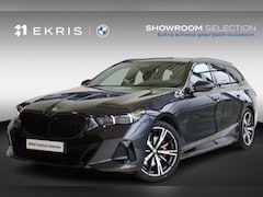 BMW 5-serie Touring - 530e M Sportpakket Pro | Panoramadak | Elektr. Trekhaak | Stuurwielverwarming