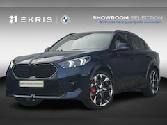 BMW X2 - sDrive20i M Sportpakket Pro 20'' / Panoramadak / Head-Up Display / Harman Kardon / Trekhaa