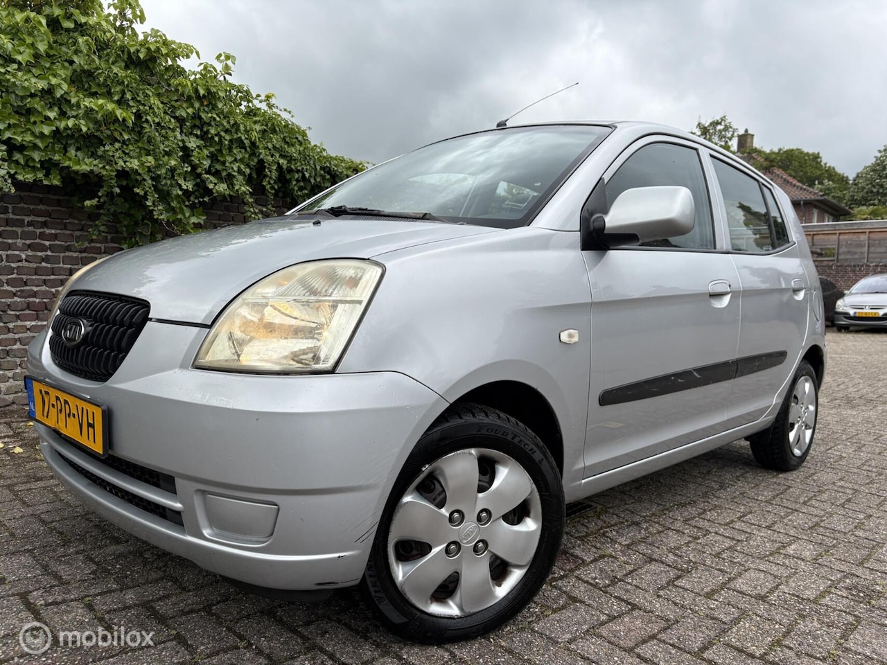 Kia Picanto - 1.0 LX / 5 deuren / apk jan. 2027 - AutoWereld.nl