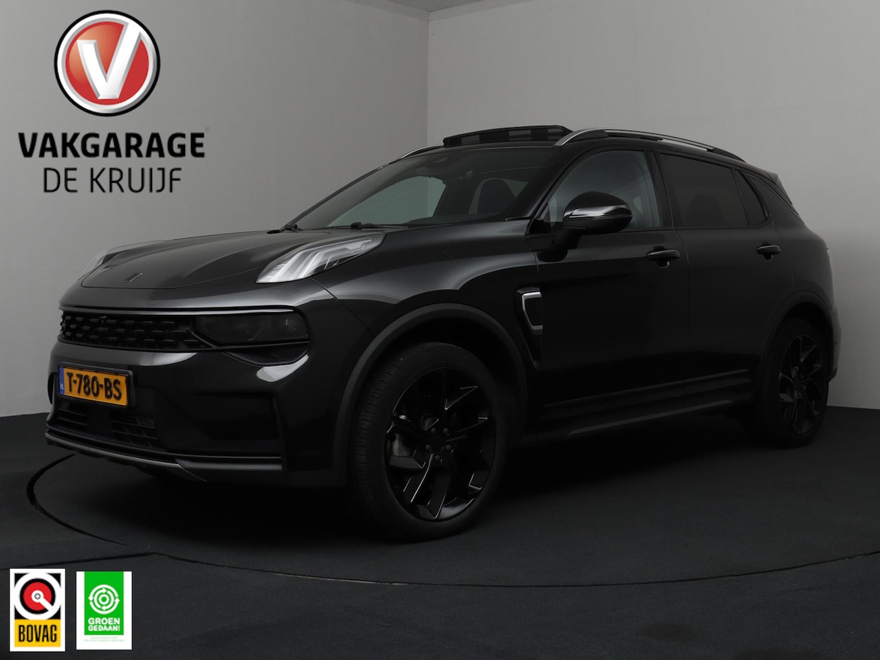 Lynk & Co 01 - 1.5 Black Edition | Facelift | Donkere Hemel | ACC | Pano | 360° Camera! - AutoWereld.nl