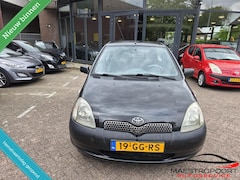 Toyota Yaris - 1.3-16V VVT-i Luna