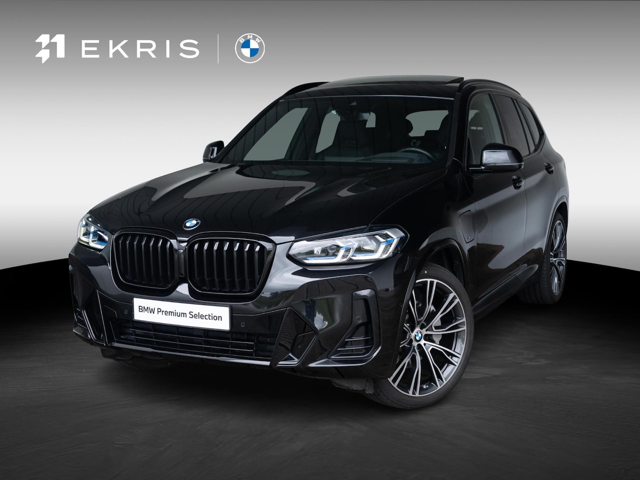 BMW X3 - xDrive30e | M Sportpakket | M Sport Stoelen  | Head-Up Display | Panoramadak | Stuurwielra - AutoWereld.nl