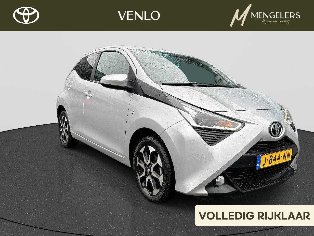 Toyota Aygo - 1.0 VVT-i x-joy RIJKLAAR | Automaat | Carplay/AndroidAuto | All Season | Climate Control| - AutoWereld.nl