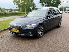 BMW 3-serie Touring - 318D - Automaat - Pano - Vol optie's