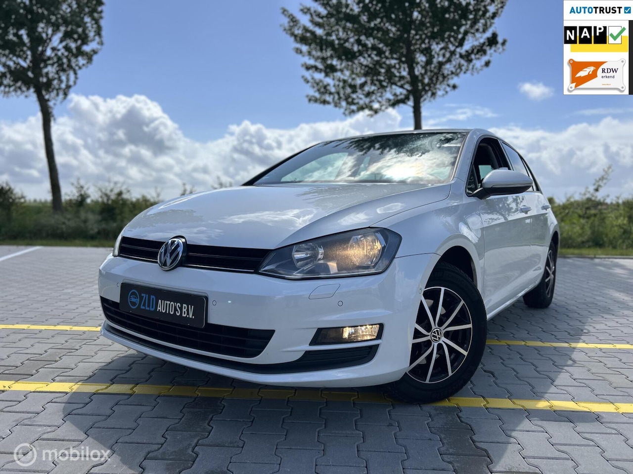 Volkswagen Golf - 7 1.2 TSI Comfortline|CARPLAY|CRUISE CONTR| - AutoWereld.nl