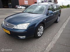 Ford Mondeo Wagon - 1.8-16V First Edition