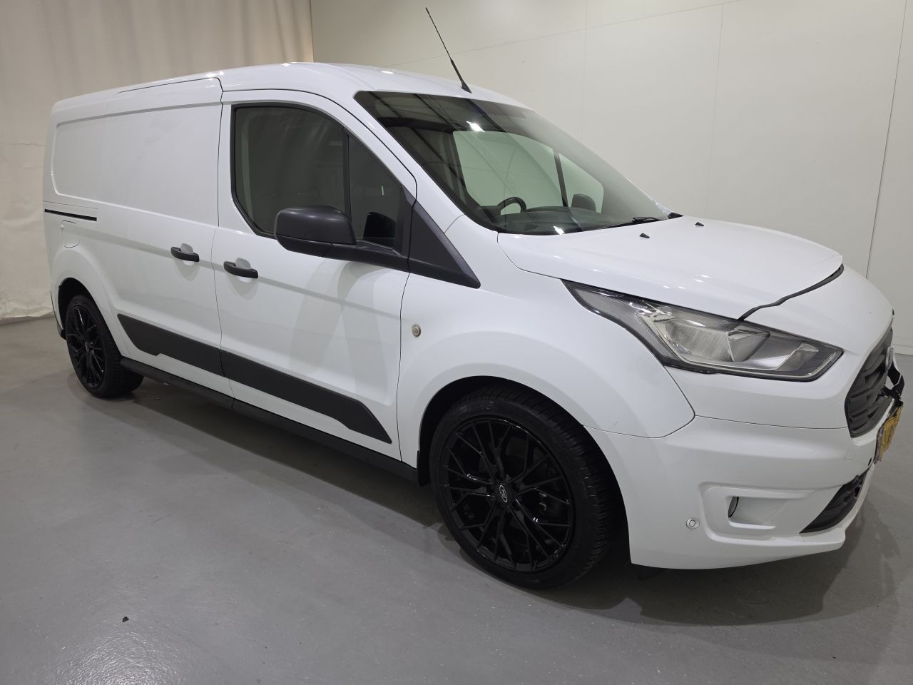 Ford Transit Connect - 1.5 EcoBlue L2 Trend Bjr.2019 - AutoWereld.nl