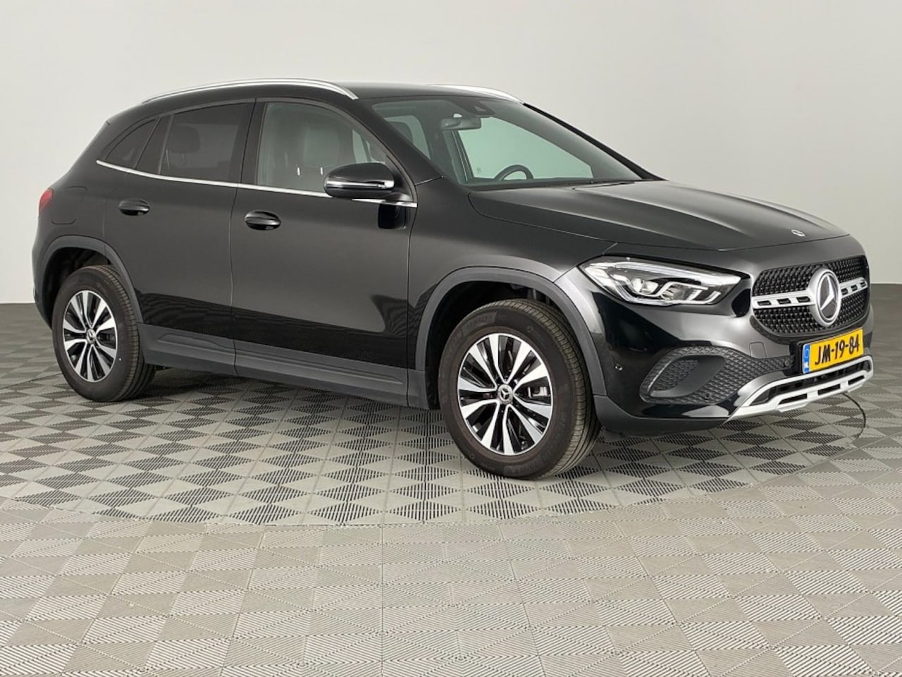 Mercedes-Benz GLA-Klasse - 250 e Business Edition Plus | Half LEDER | Full LED | ECC | CAMERA | PHEV -HEMELVAART OPEN - AutoWereld.nl