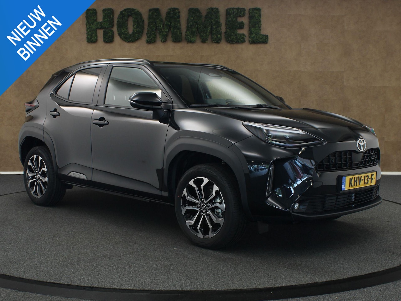 Toyota Yaris Cross - 1.5 Hybrid 130 Dynamic + Winter Pack DIRECT UITVOORRAAD LEVERBAAR- PARKEERSENSOREN VOOR EN - AutoWereld.nl