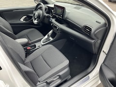 Toyota Yaris - 1.5 Hybrid Dynamic | Navigatie | Apple CarPlay/Android auto | Achteruitrijcamera