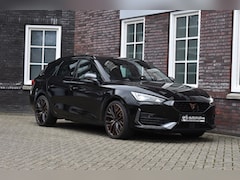 CUPRA Leon Sportstourer - 1.4e Hybrid 245pk Performance Wij zijn op afspraak geopend Graag bellen voor uw komst