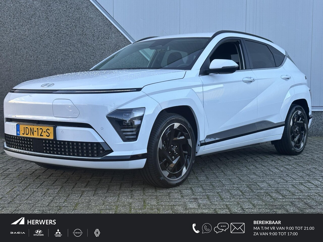 Hyundai Kona Electric - Comfort Smart + BCA 48.4 kWh / Navigatie / Blind-Spot Collision-Avoidance Assist / Adaptie - AutoWereld.nl