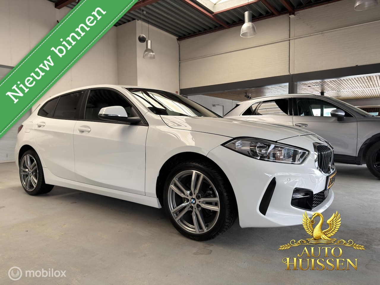 BMW 1-serie - 118i M Sport Edition Lage Kmstand Cruise PDC - AutoWereld.nl