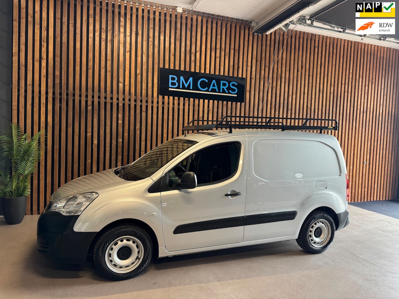 Peugeot Partner - 120 1.6 BlueHDi 75 L1 XR Airco, Trekhaak - AutoWereld.nl