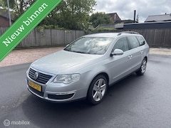 Volkswagen Passat Variant - 2.0 FSI Automaat Trendline