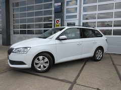 Skoda Fabia Combi - 1.0 Active / Airco / Cruise controle
