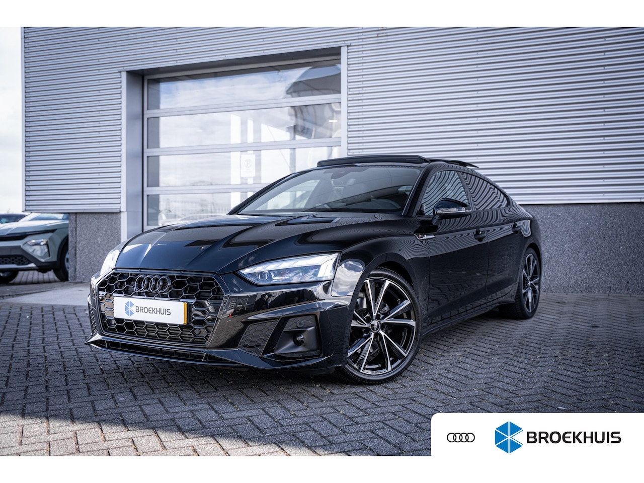 Audi A5 Sportback - S edition Competition | Achteruitrijcamera | Audi soundsystem | Glazen panoramadak - AutoWereld.nl