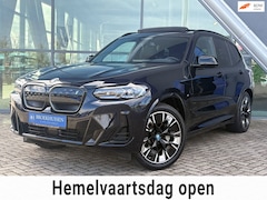BMW iX3 - High Executive Edition M-Sport 80 kWh Panoramadak / Stuurverwarming / 360 Camera