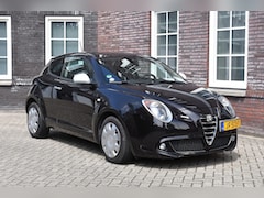 Alfa Romeo MiTo - 0.9 TwinAir Junior Wij zijn op afspraak geopend Graag bellen voor uw komst