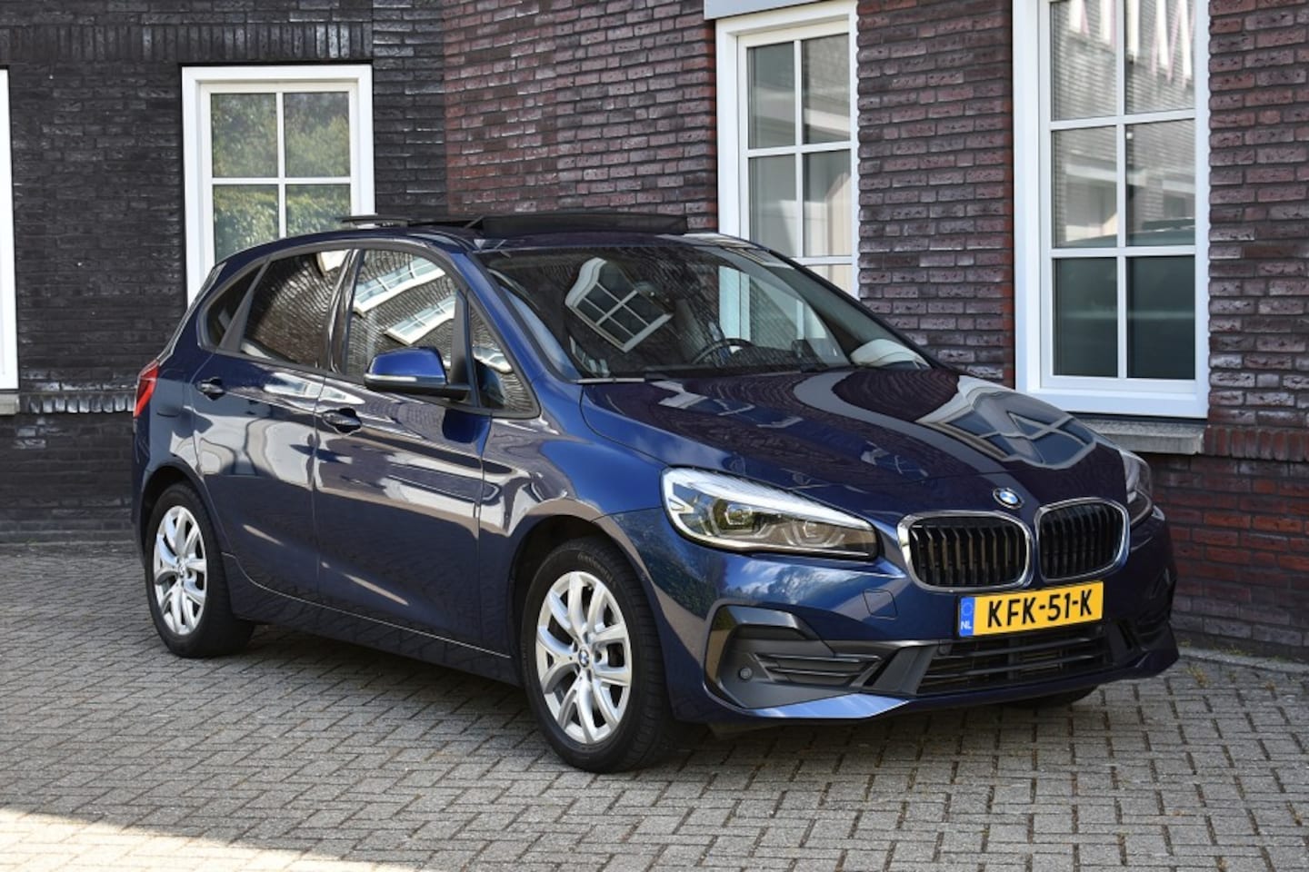 BMW 2-serie Active Tourer - 225 XE - Sport Line /Panodak/sportstoelen/Harman Kardon etc Wij zijn op afspraak geopend! - AutoWereld.nl