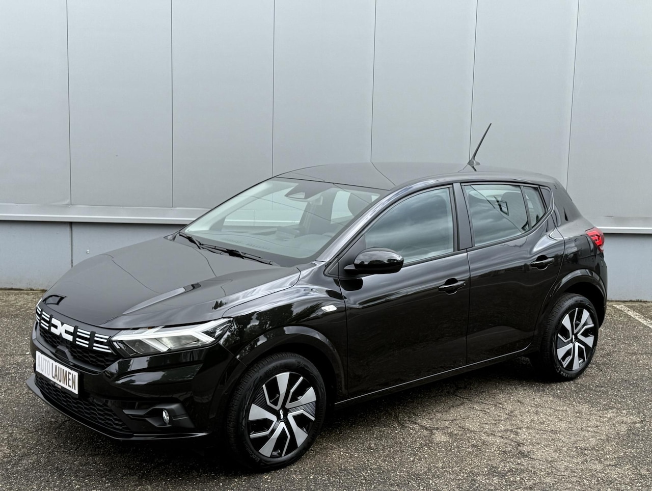 Dacia Sandero - 1.0 TCe 90 Journey Automaat 5-Deurs 19.000 km Clima Navi Camera Dodehoek DAB Apple Carplay - AutoWereld.nl