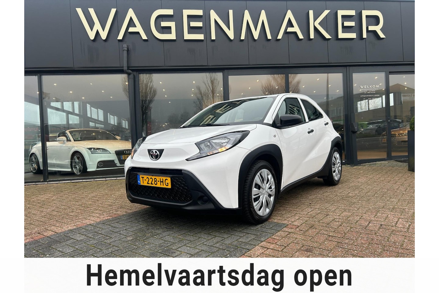 Toyota Aygo X - 1.0 VVT-i MT Airco|ACC|AppleCarplay|CAMERA - AutoWereld.nl