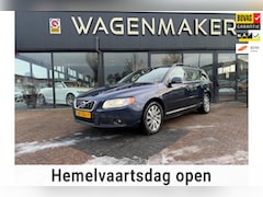Volvo V70 - 1.6 T4 Limited Edition AUT|NAVI|Leder|HAAK|Goed OH