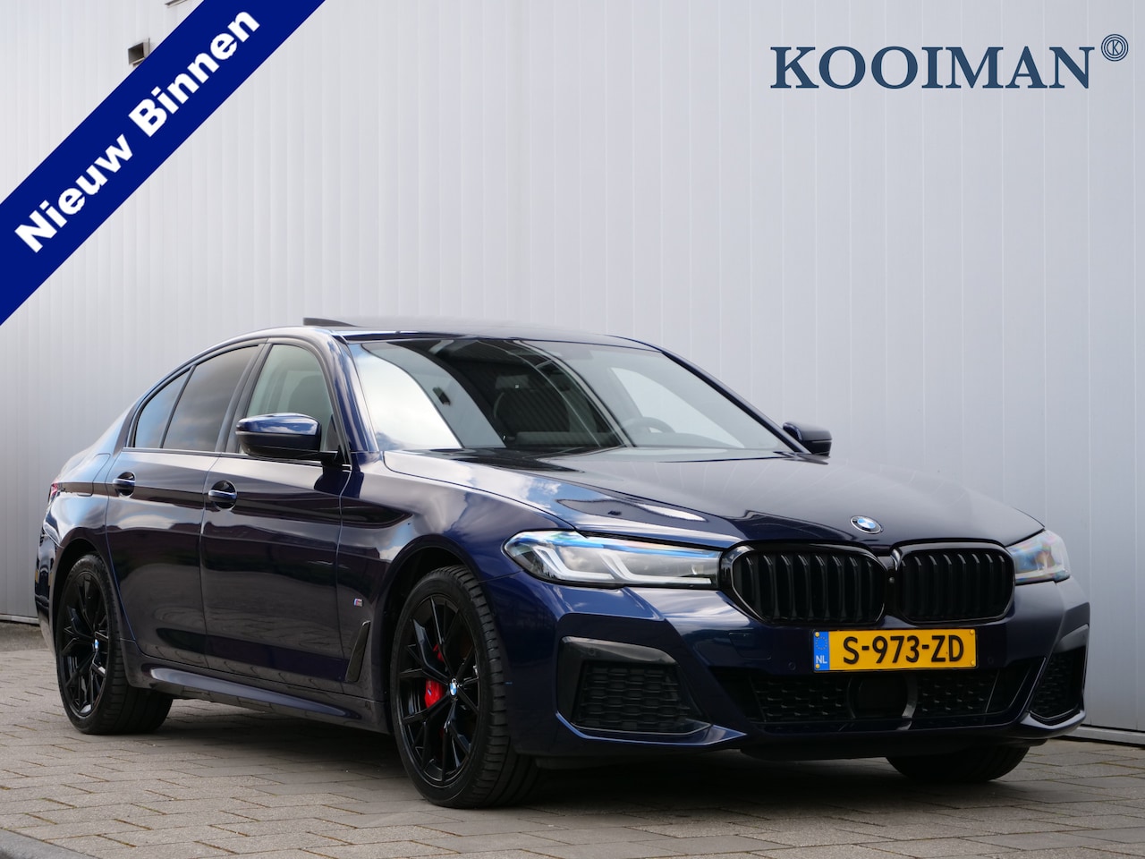 BMW 5-serie - 545e xDrive High Executive 394 Pk Automaat Navi / DAB / Camera's / Apple Carplay / Leer / - AutoWereld.nl