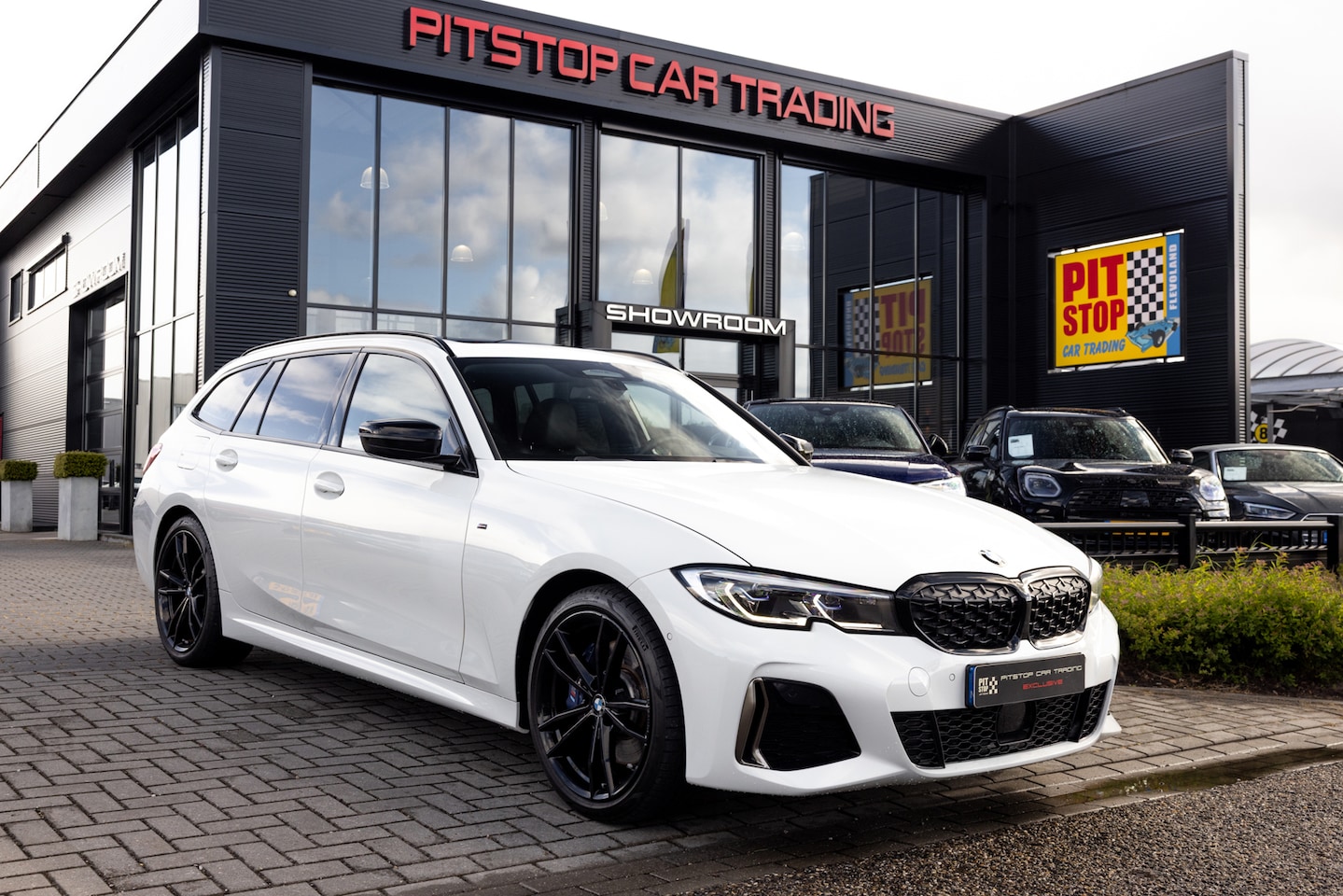 BMW 3-serie Touring - M340i xDrive M-Sport, 374 PK, H&K Audio, HUD, Pano! - AutoWereld.nl