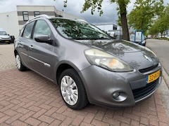 Renault Clio Estate - 1.2-16V Authentique Airco, Radio/CD, Trekhaak