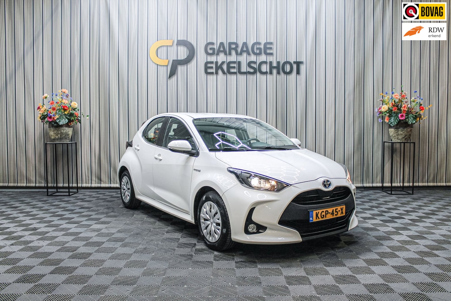 Toyota Yaris - 1.5 Hybrid 115|ACC|Navi|Camera - AutoWereld.nl