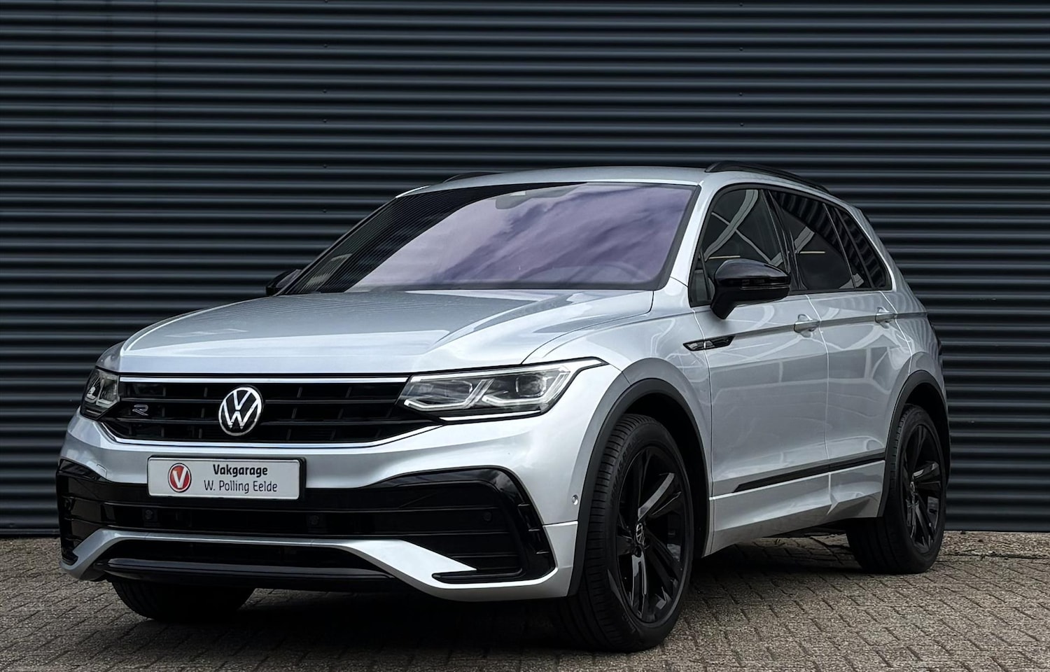 Volkswagen Tiguan - 1.5 TSI 2x R-line Black Style - AutoWereld.nl