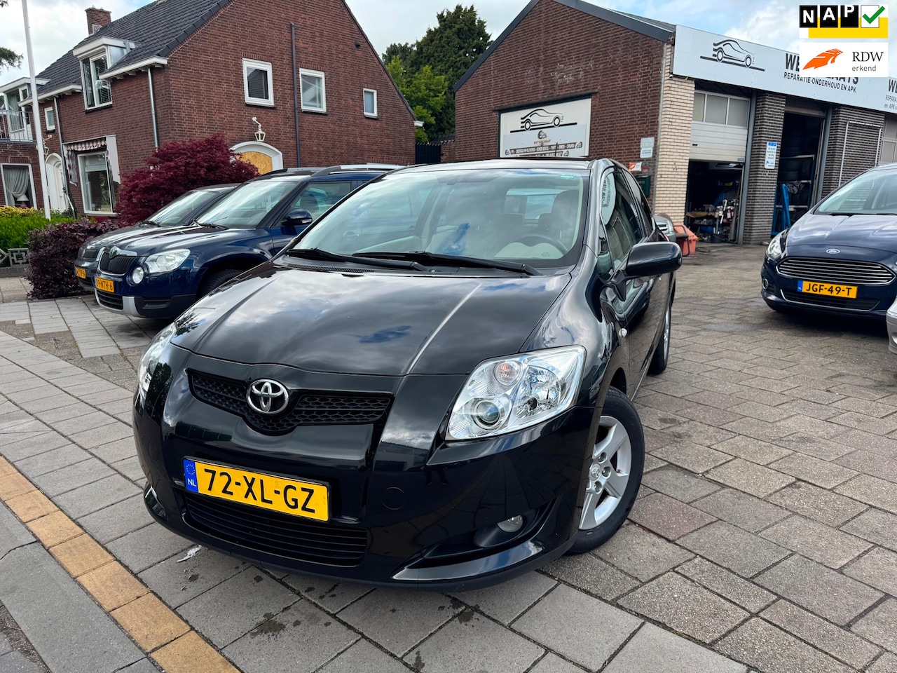 Toyota Auris - 1.6-16V Luna Business AUTOMAAT/LEDER /AIRCO/DEALER ONDERHOUDEN - AutoWereld.nl