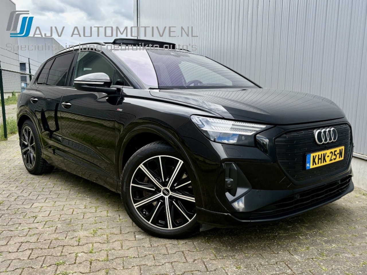 Audi Q4 e-tron - AUDI Q4 50 QUATTRO LAUNCH S-LINE COMPETITION RS STOELEN 77kWh - AutoWereld.nl