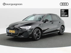 Audi A3 Sportback - 40 TFSI e | S edition | Privacy glas | 18 inch velgen | Ambient Lighting | Apple carplay/A