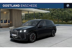 BMW iX - xDrive60 M Sport / Panoramadak Sky Lounge / Trekhaak / Parking Assistant Professional / M